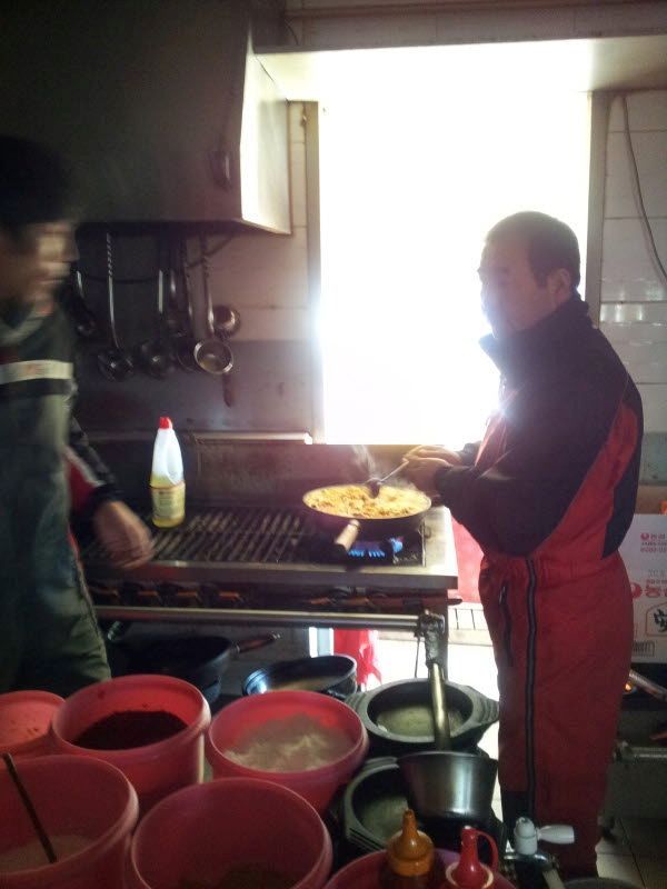 2012-02-19 11.43.15.jpg