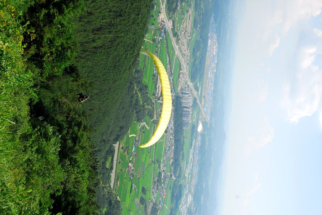 100808D10_0221para.jpg