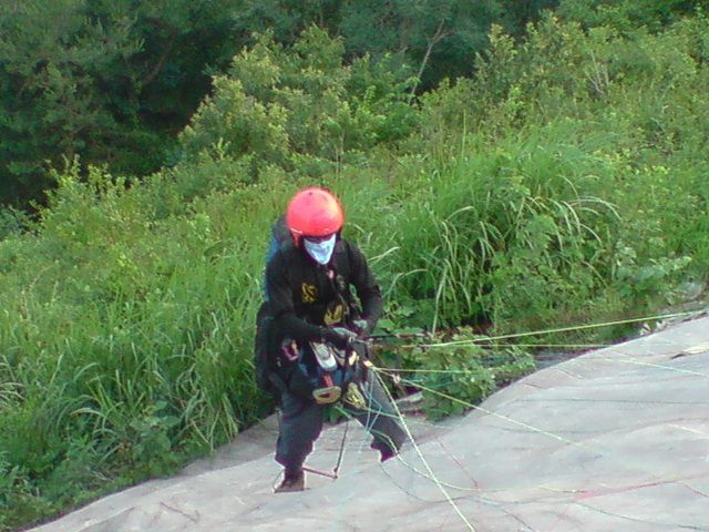 040.jpg