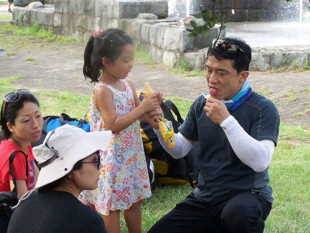 100B3060-r.jpg