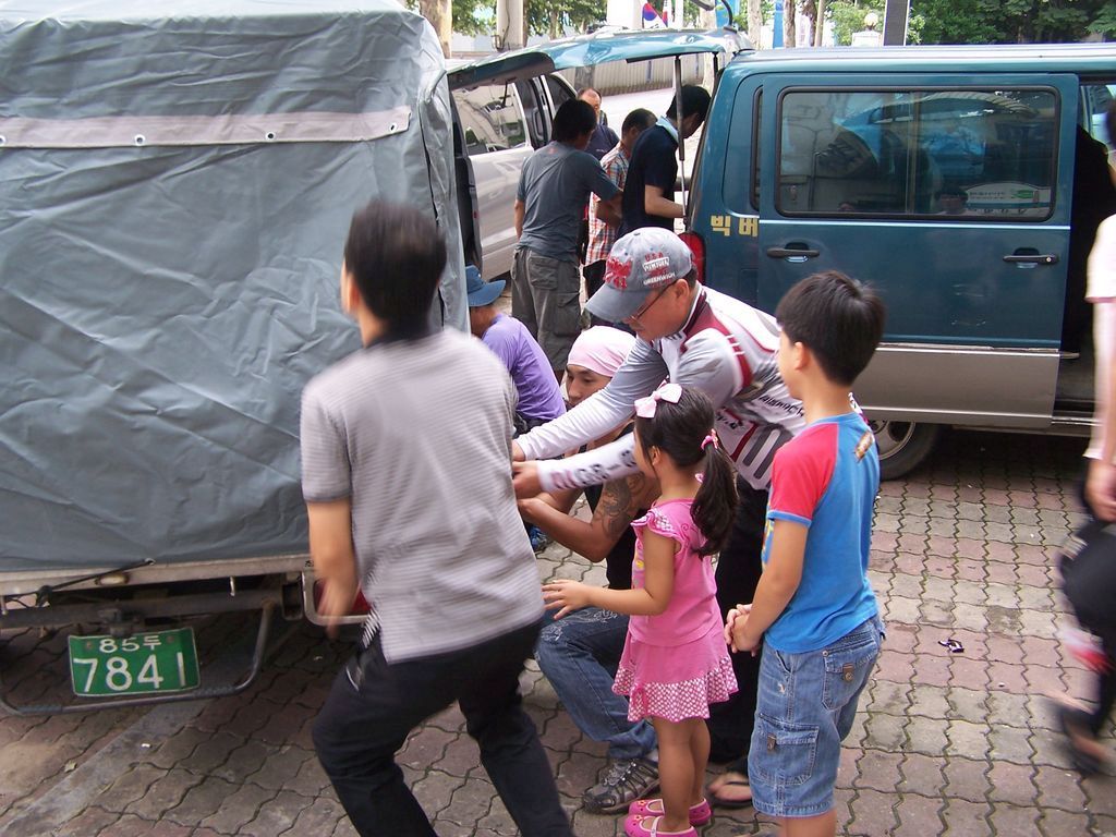100_2764-r.jpg