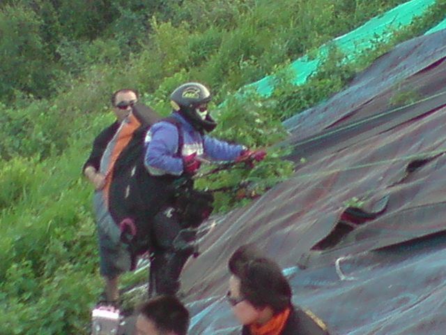 045.jpg